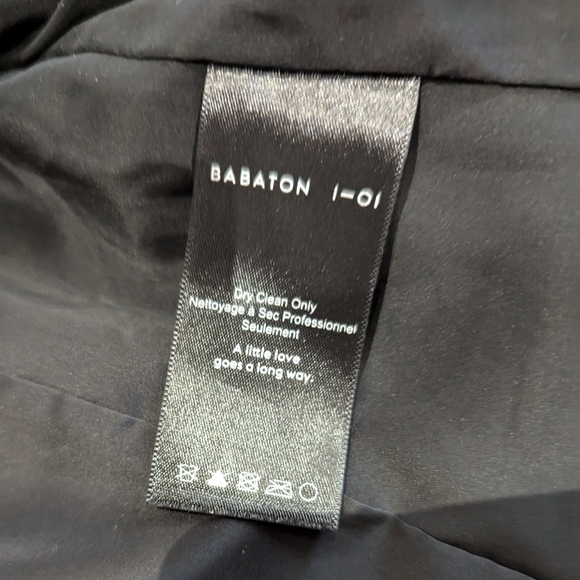 Aritzia Babaton 1-01 Sonia blazer - Black - size 2 - Picture 4 of 7